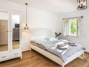 Postel nebo postele na pokoji v ubytování Apartment Zvonková by Interhome