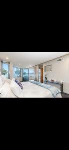 Φωτογραφία από το άλμπουμ του Luxury beachside loving σε Paraparaumu +22 φωτογραφίες