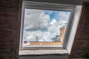 Fotografie z fotogalerie ubytování Time and Tide - Charming two bedroom seaside escape v destinaci Kent