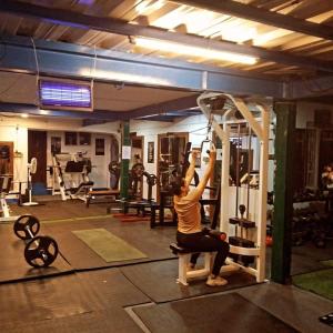 Fitness centrum a/nebo fitness zařízení v ubytování Mystic Vibes Fitness- Commune