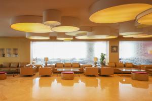 Posezení v ubytování Al Bustan Centre & Residence