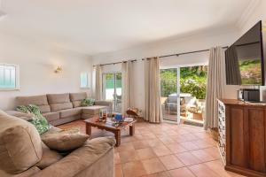 Μια τηλεόραση ή/και κέντρο ψυχαγωγίας στο Villa Ericeira by OCvillas