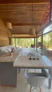 Foto da galeria de Cactus Chalés & Cabanas em lumiar em Lumiar