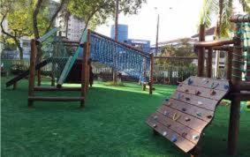 Zona de juegos infantil en Apartamento em Santos