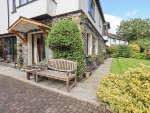 En have udenfor Stonegarth Cottage