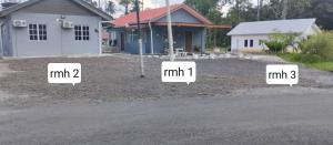 Fotografie z fotogalerie ubytování Homestay Hulu Langat Riverview with POOL BBQ beside RIVER Netflix Village Vibes WiFi Free v destinaci Hulu Langat