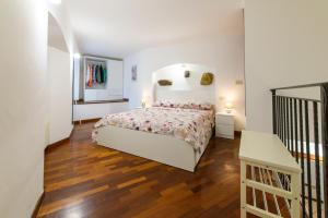 Postel nebo postele na pokoji v ubytování Emerald River Apartment