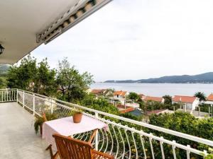 Hrvatska, VIGANJ-PELJEŠAC, Apartments Klara-Gorjana - Two Bedroom Apartment with Balcony and Sea View 1