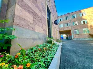 Budova, kde se aparthotel nachází