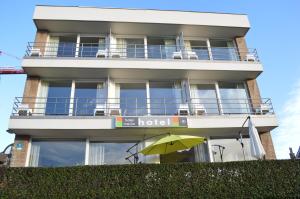 Balkón nebo terasa v ubytování Hotel Maxim