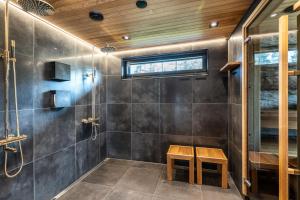 Phòng tắm tại Villa V