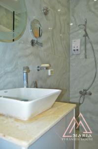 Bagno di Maria Pyramids House