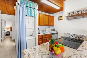 Küche/Küchenzeile in der Unterkunft Maui Vista 3403