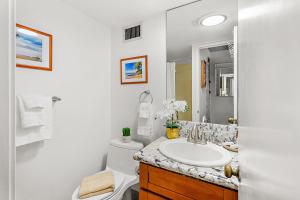 Ein Badezimmer in der Unterkunft Maui Vista 3403