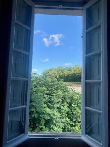 Fotografie z fotogalerie ubytování Chateau de Lugérat - 4 chambres - 2 et 3 personnes v destinaci Montignac-Charente