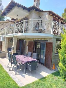 Gallery image of STONE Villa in Siviri