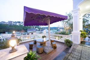 Myrtle Boutique Hotel 발코니 또는 테라스