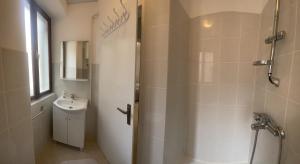 Koupelna v ubytování Boutique House Djak