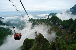 山景或在民宿看到的山景