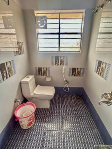 Vannituba majutusasutuses Beedu - Backpackers Hostel