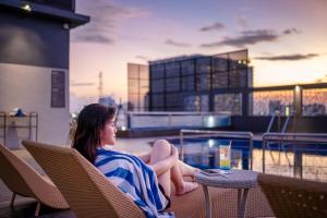 Piscina di Oakwood Merdeka Bandung o nelle vicinanze
