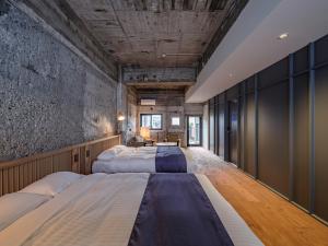 Arcade Hotel房間的床