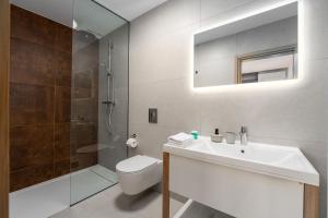 Ένα μπάνιο στο Premium apartment Sunshine with a sea view
