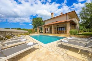 Πισίνα στο ή κοντά στο Villa Antonija by IstriaLux