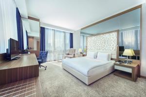 Μια τηλεόραση ή/και κέντρο ψυχαγωγίας στο Downtown Ankara Hotel