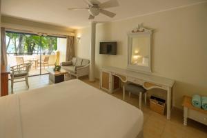 TV a/nebo společenská místnost v ubytování Iberostar Waves Costa Dorada