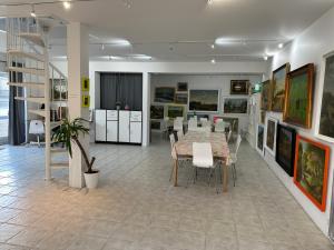 Gistrup Big and Comfy TV 또는 엔터테인먼트 센터
