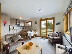 Ruang duduk di Solberg - Charming two bedroom cottage in Lerwick