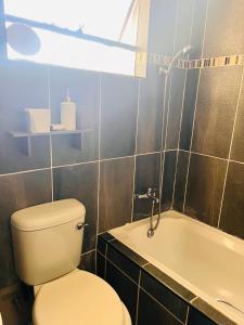 Imagem da galeria de Mphatlalatsane BnB em Maseru