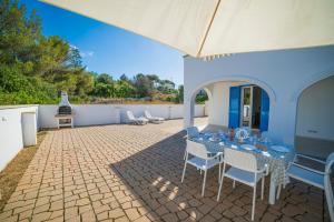 Balkón alebo terasa v ubytovaní La Primula Apartment 3 Sea View - Happy Rentals