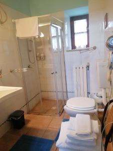 Koupelna v ubytování Agriturismo Baglio Calanchi