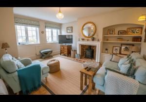 Khu vực ghế ngồi tại Loke Cottage - Winchelsea Nr Rye