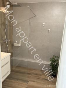 Koupelna v ubytování Mon Appart en Ville