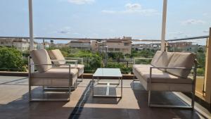 Balkon lub taras w obiekcie Penthouse 2 bedrooms in Mil Palmeras