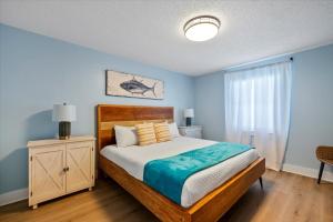 Gallery image of Nautical Way Condos Unit # 114 E partial gulf view near beach in Destin