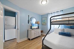 Gallery image of Nautical Way Condos Unit # 114 E partial gulf view near beach in Destin