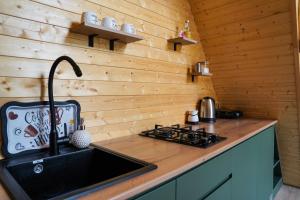 Cucina o angolo cottura di UnderHill Kazbegi