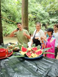 Hosté ubytování Bukit Lawang Backpacker JungleTrekking Only Booking with us + 61 fotografií