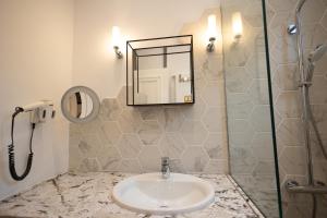 Баня в Luxury room 12-3