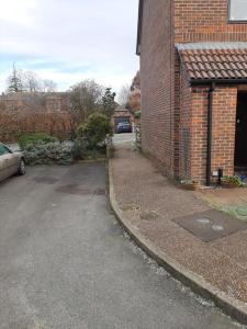 Photo de la galerie de l'établissement Garden-Parking-3 Guests-WiFi-20minsGatwick, à Horsham
