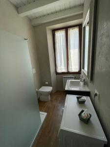 Afbeelding uit fotogalerij van Casa Marsos in Brescia +17 foto's