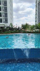 Bazén v ubytovaní Setapak KL Apt 3 Room 8 pax alebo v jeho blízkosti