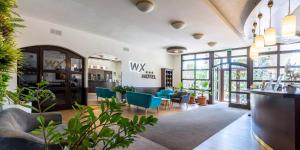 Posezení v ubytování WX Hotel