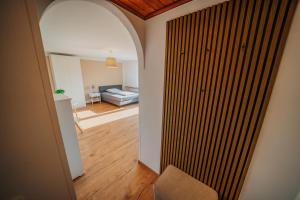 Posteľ alebo postele v izbe v ubytovaní Hotel Leo