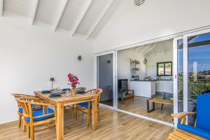 Μπαλκόνι ή βεράντα στο Kakina Lodges Jan Thiel