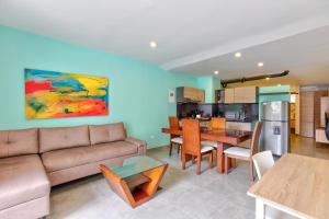 Η κουζίνα ή μικρή κουζίνα στο Moonshine Boutique Hostal